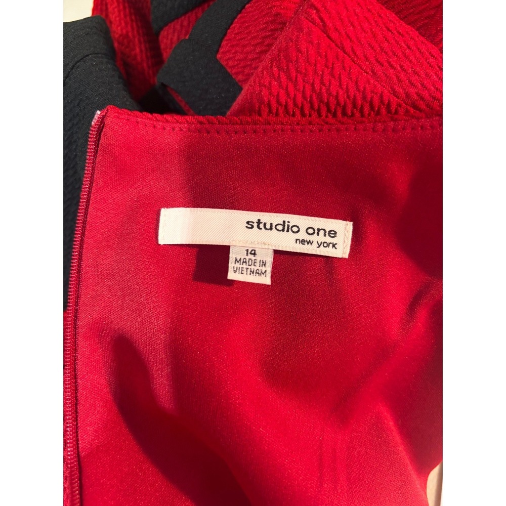 Studio One New York Dress & Jacket Set Womens 12 Cranberry Black Gold Buckle 2Pc - Picture 11 of 14
